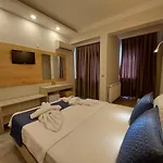 アフシン ホテル